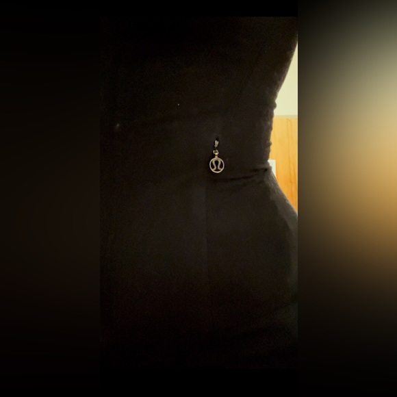 CROSSOVER BLACK LULULEMON JACKET - Picture 6 of 6